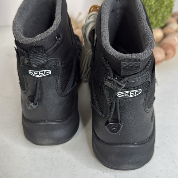 KEEN UNEEK SNK CHUKKA II WP W BLACK/BLACK Sz 9 - Picture 5 of 12